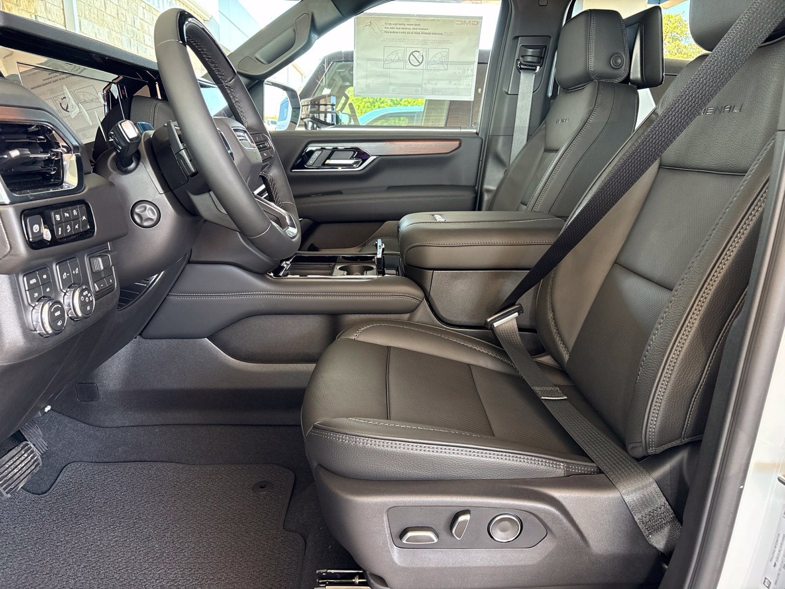 2027 GMC Yukon XL Denali