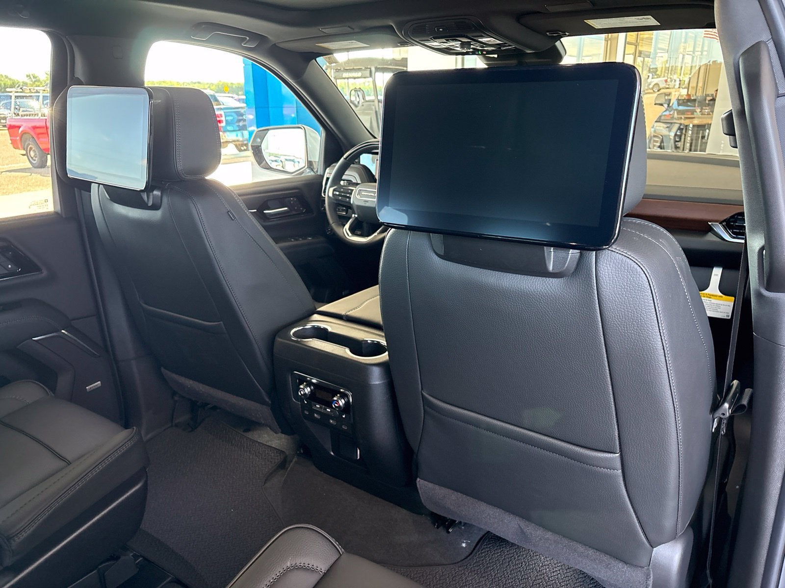 2027 GMC Yukon XL Denali