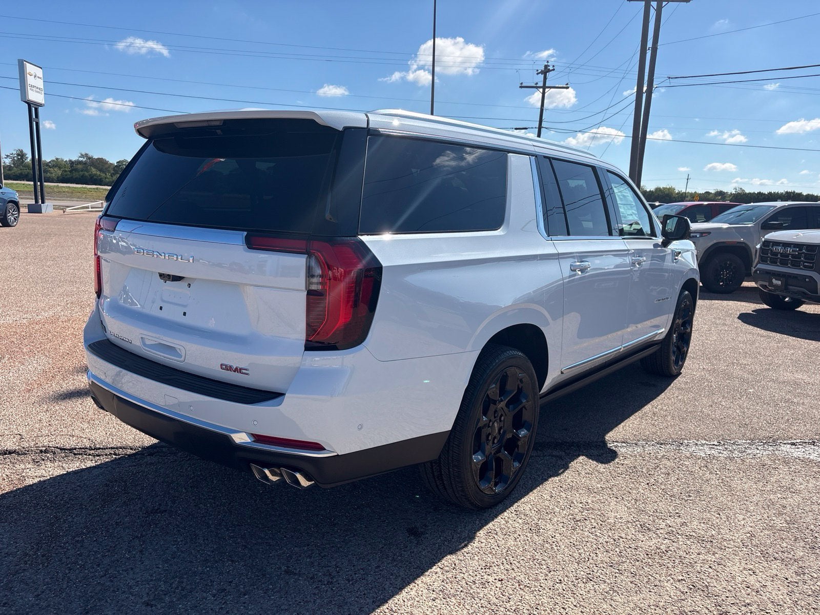 2027 GMC Yukon XL Denali