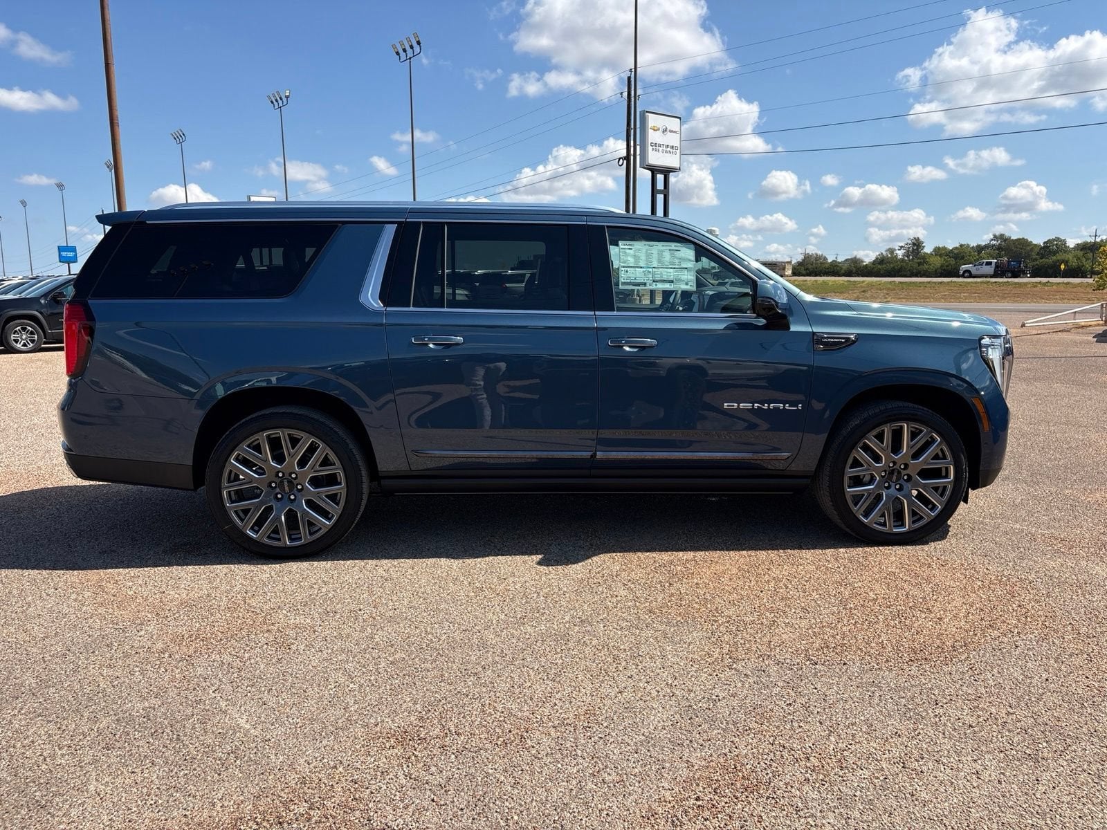 2026 GMC Yukon XL Denali Ultimate