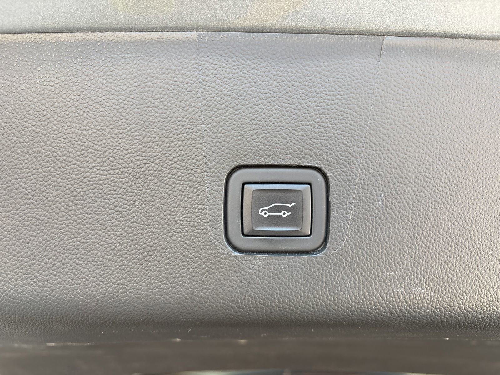 2023 Chevrolet Traverse Premier - Photo 22