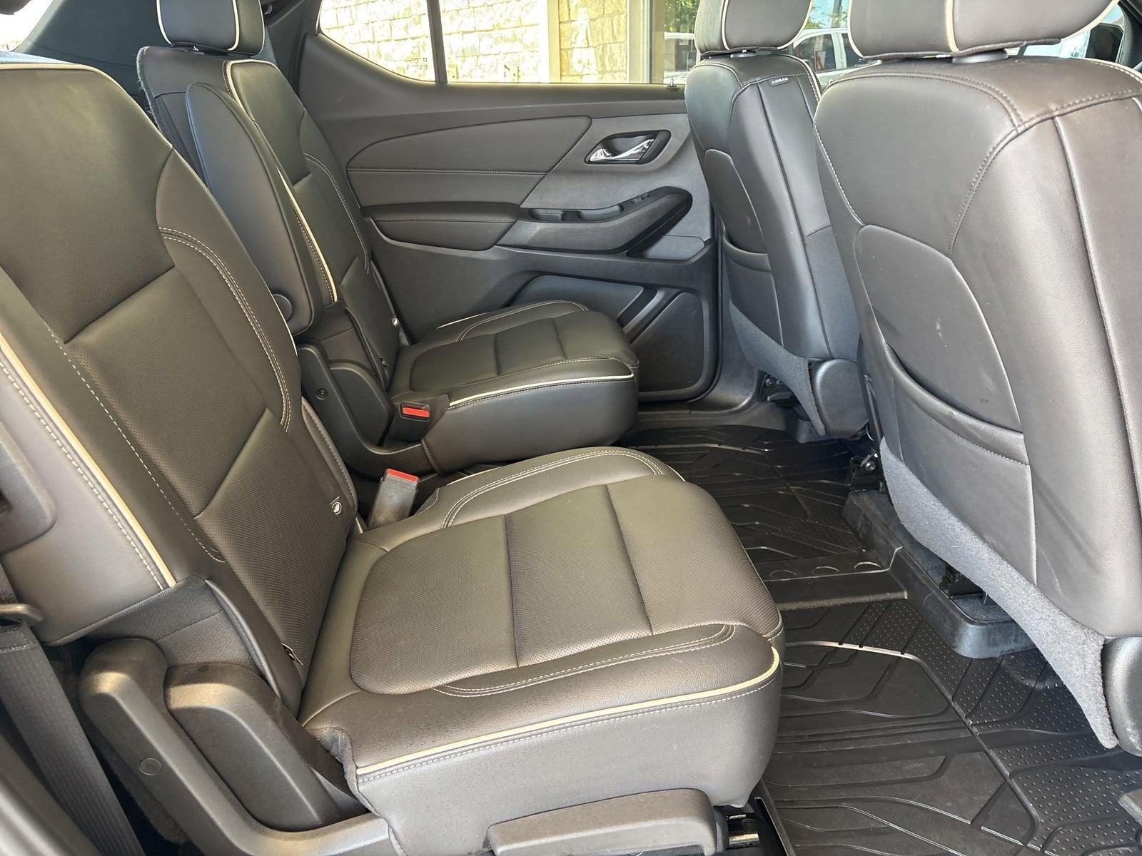 2023 Chevrolet Traverse Premier - Photo 24
