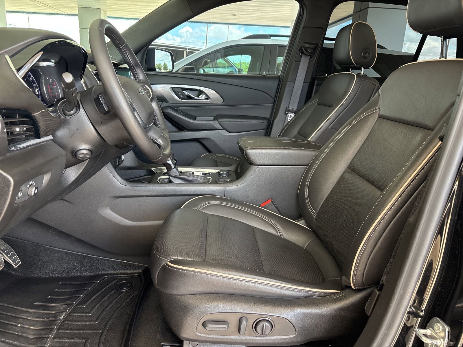 2022 Chevrolet Traverse Premier