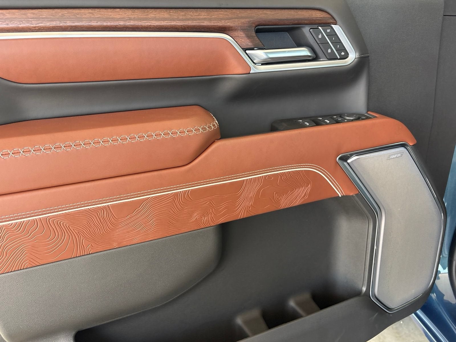 2026 GMC Sierra 2500HD Denali Ultimate - Photo 12