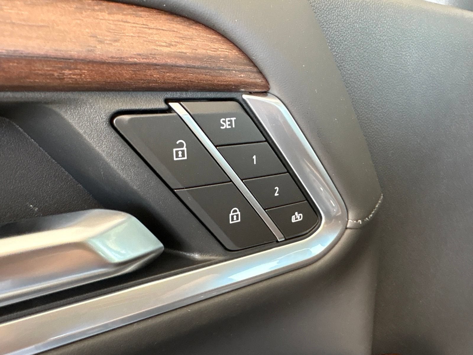 2026 GMC Sierra 2500HD Denali Ultimate - Photo 14
