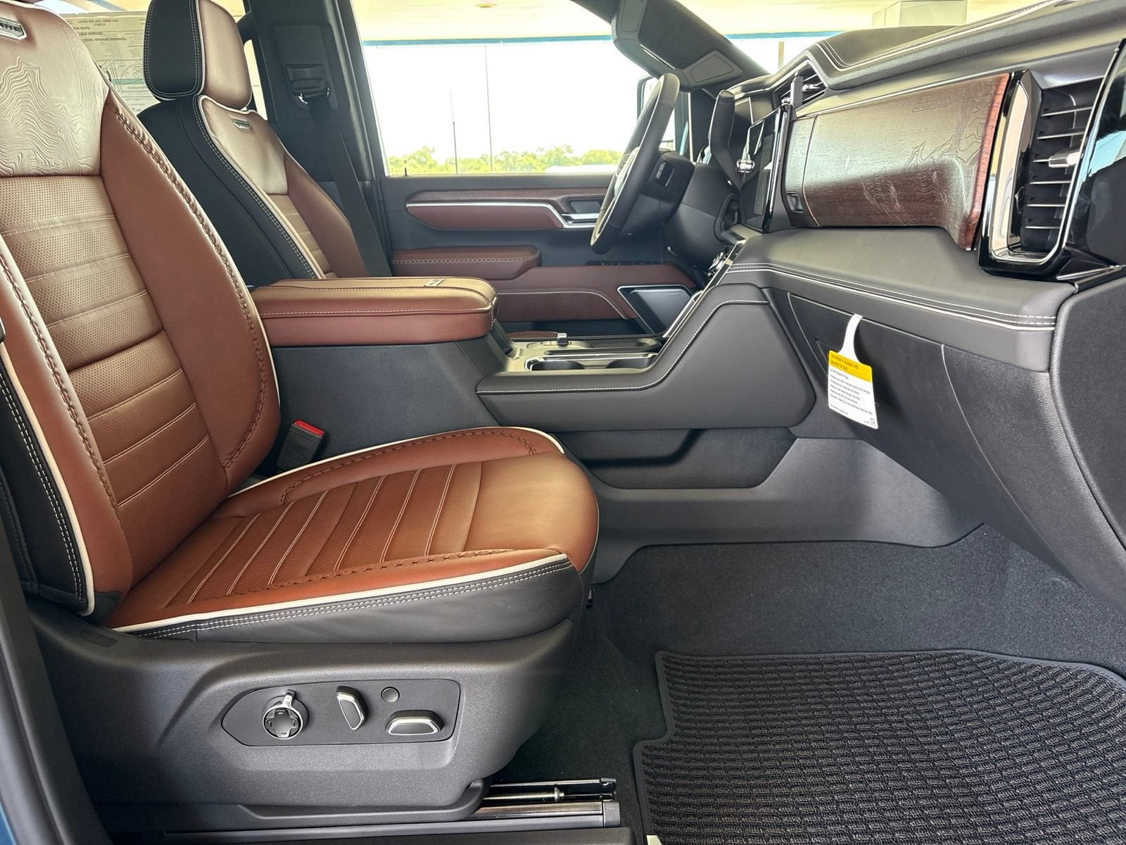 2026 GMC Sierra 2500HD Denali Ultimate - Photo 23