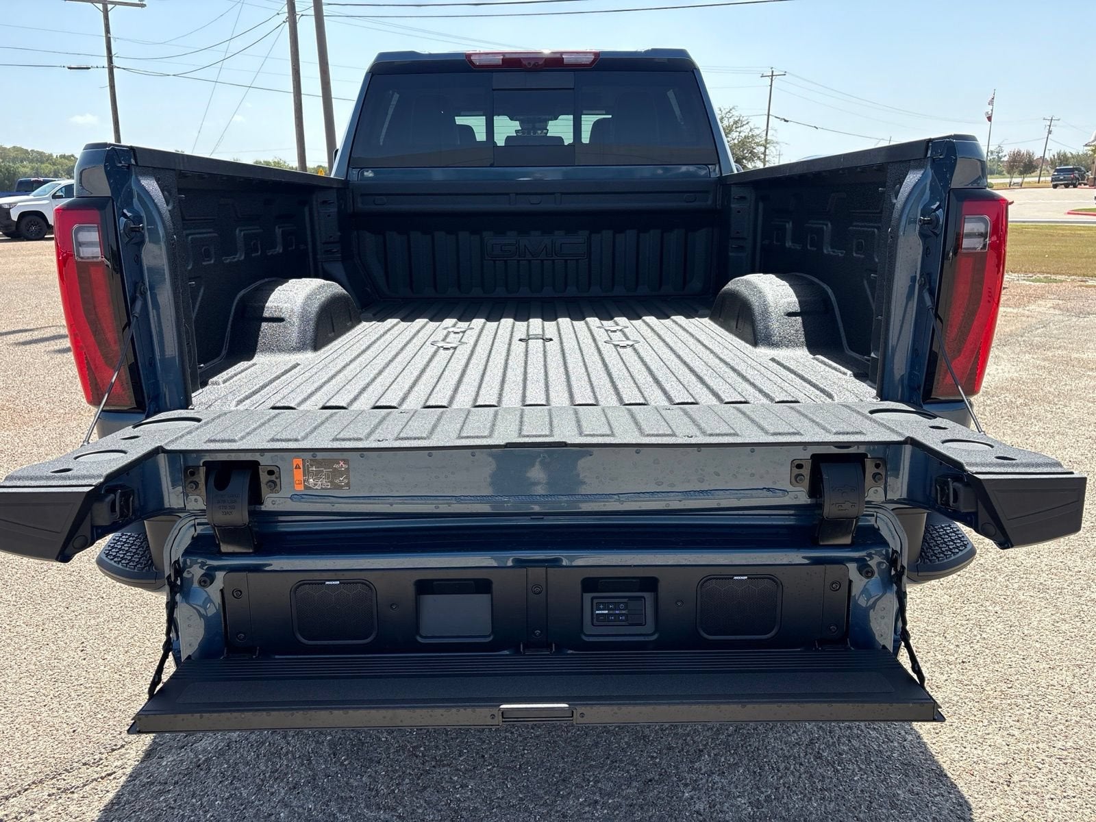 2026 GMC Sierra 2500HD Denali Ultimate - Photo 36