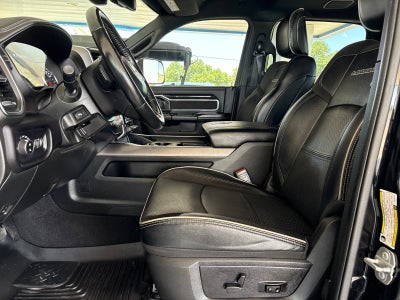 2022 RAM 2500 Laramie Crew Cab 4x4 6'4" Box