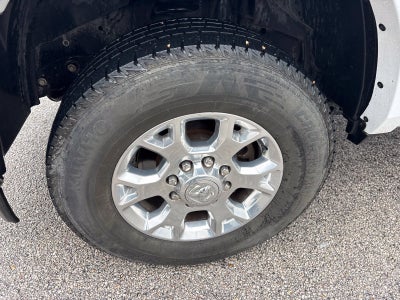2022 RAM 2500 Laramie Crew Cab 4x4 6'4" Box