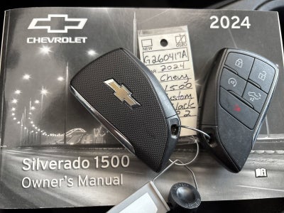 2024 Chevrolet Silverado 1500 Custom