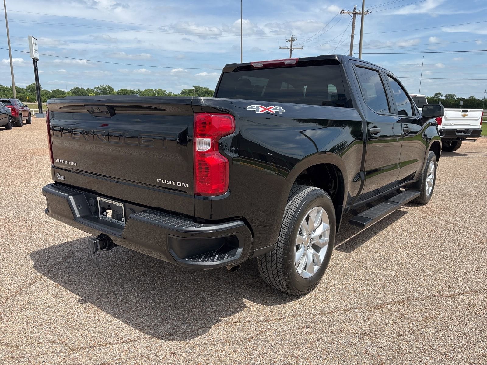 2024 Chevrolet Silverado 1500 Custom