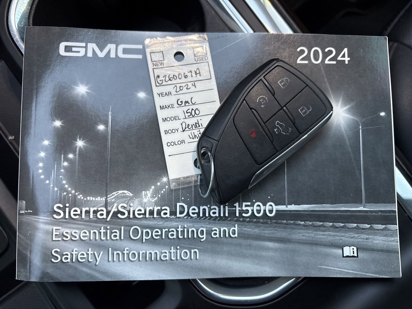 2024 GMC Sierra 1500 SLT