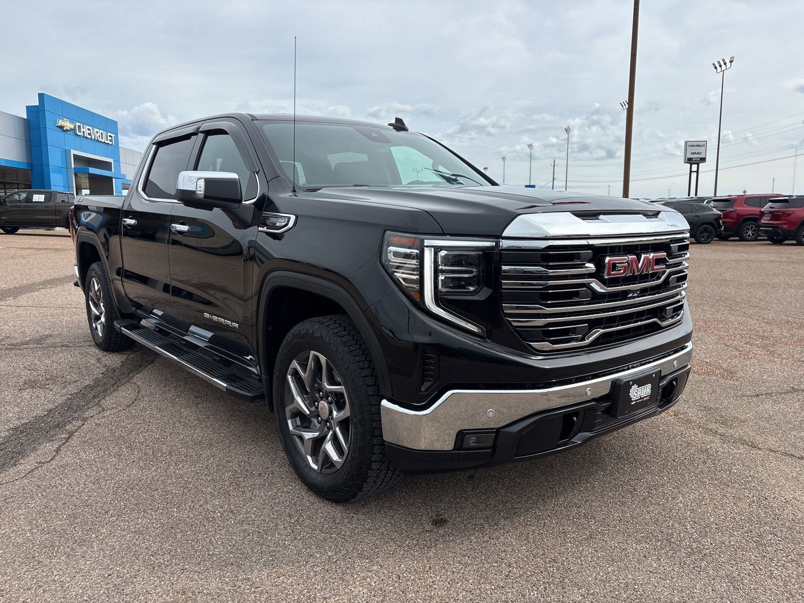 2024 GMC Sierra 1500 SLT
