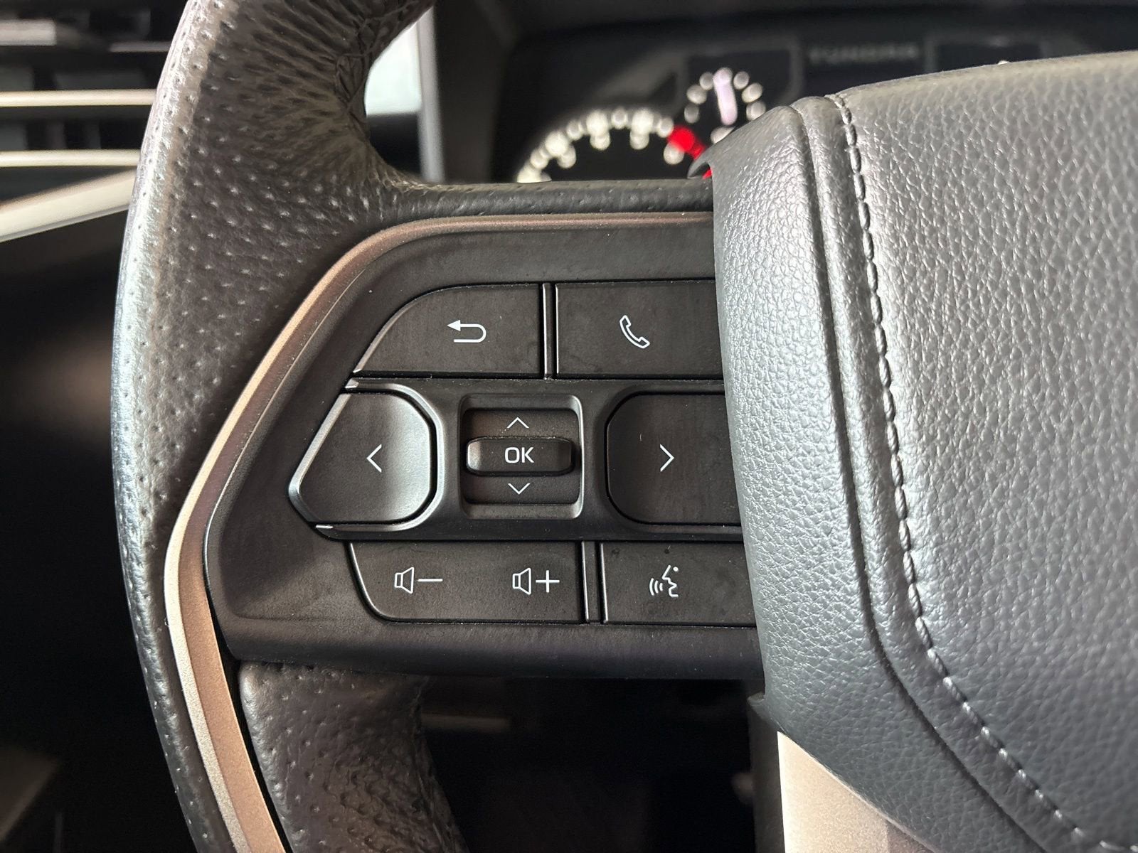 2025 Toyota Tundra 4WD SR